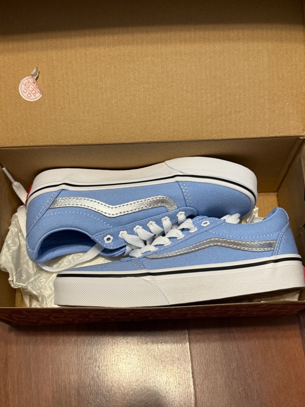 Vans Girls Ward Metallic Canvas Skate Sneaker